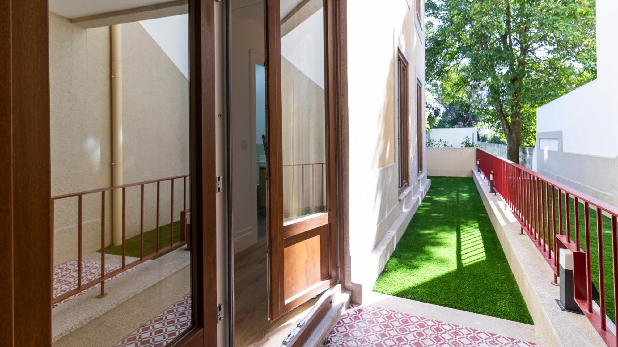 Urban House Marques By Lovelystay Porto Luaran gambar