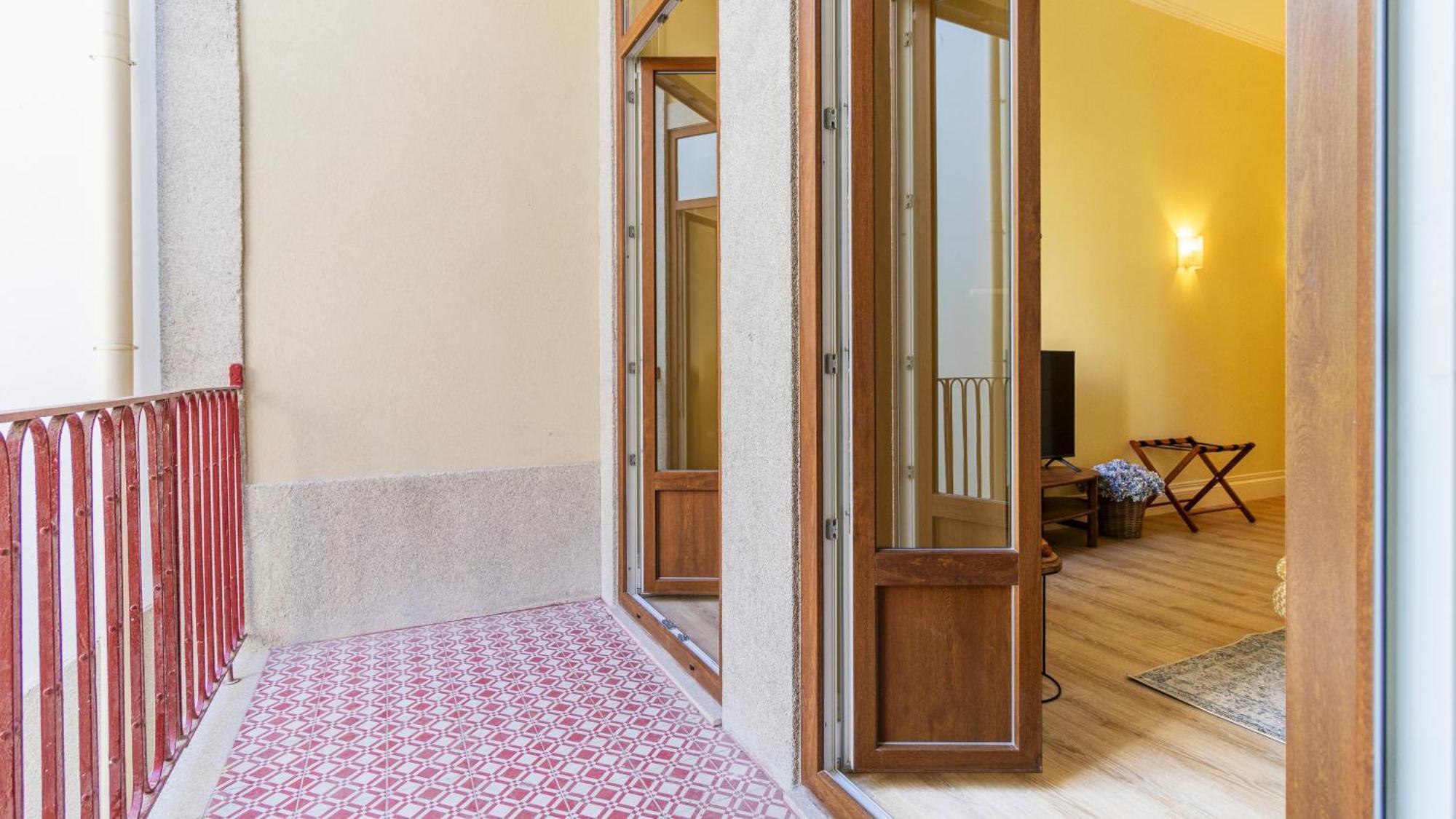 Urban House Marques By Lovelystay Porto Luaran gambar