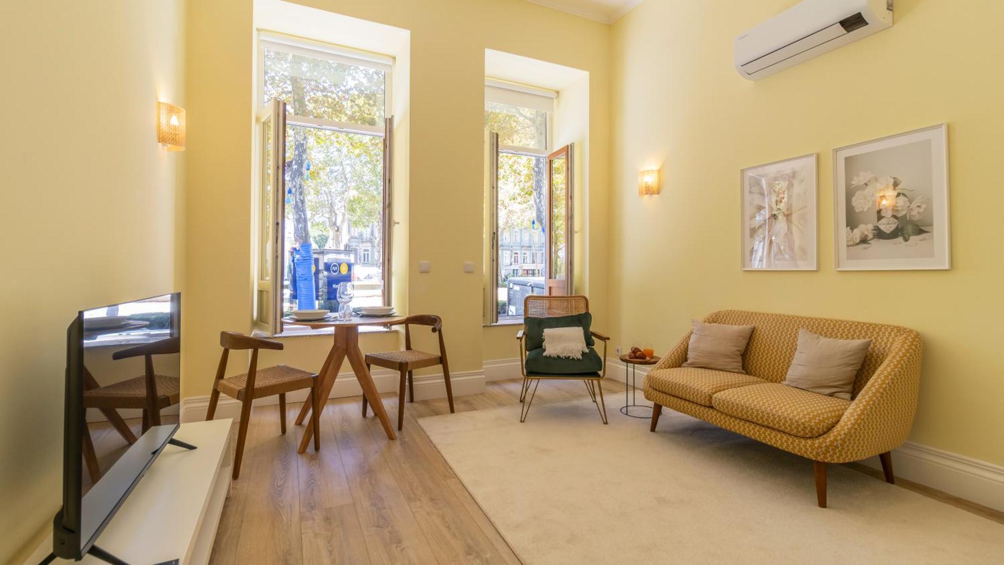 Urban House Marques By Lovelystay Porto Luaran gambar